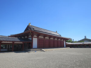 Lecture Hall<br />
(Kōdō)