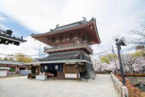 North Belfry<br />
(Kitaindōganedō, Ōshōrō)